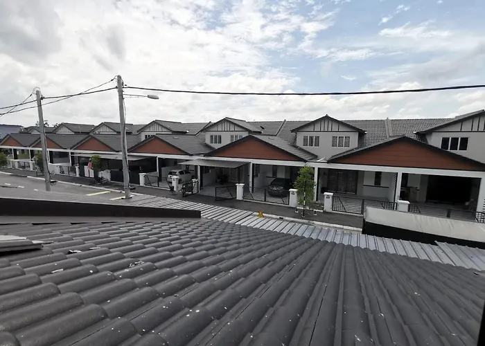 Lynn Homestay Seri Iskandar